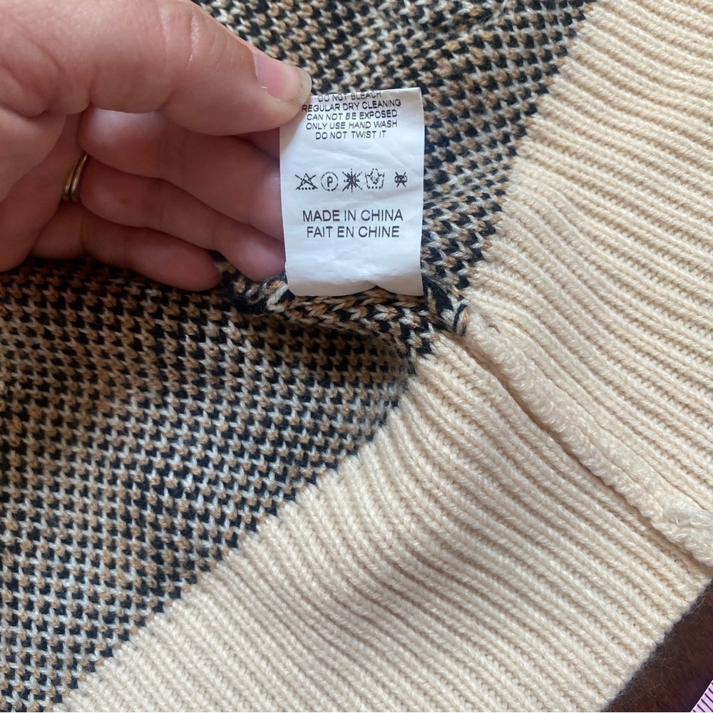 Women’s Leopard Print Winter Fall Cardigan - Picture 6 of 6